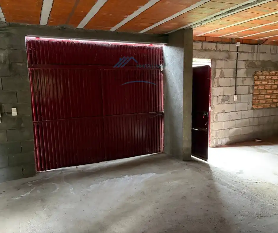 Industrial buildings for sale in Losar de la Vera