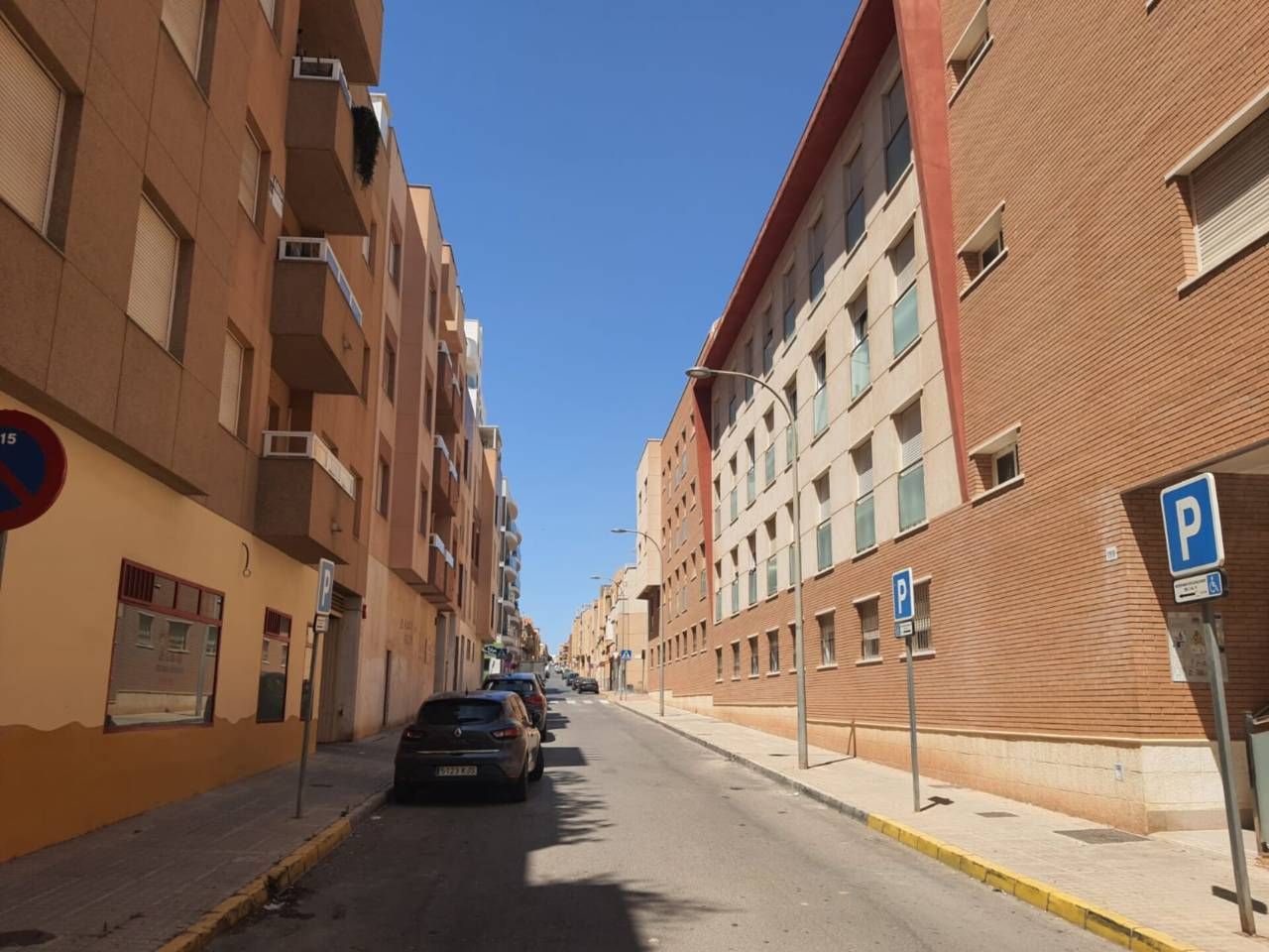 Vista exterior de Pis en venda en El Ejido amb Terrassa