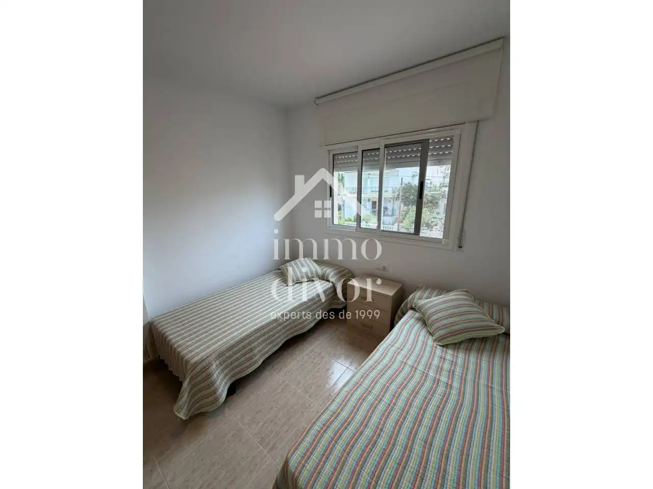 Casa aparellada amb jardí en venda a Calle Barcelona, imagen 20