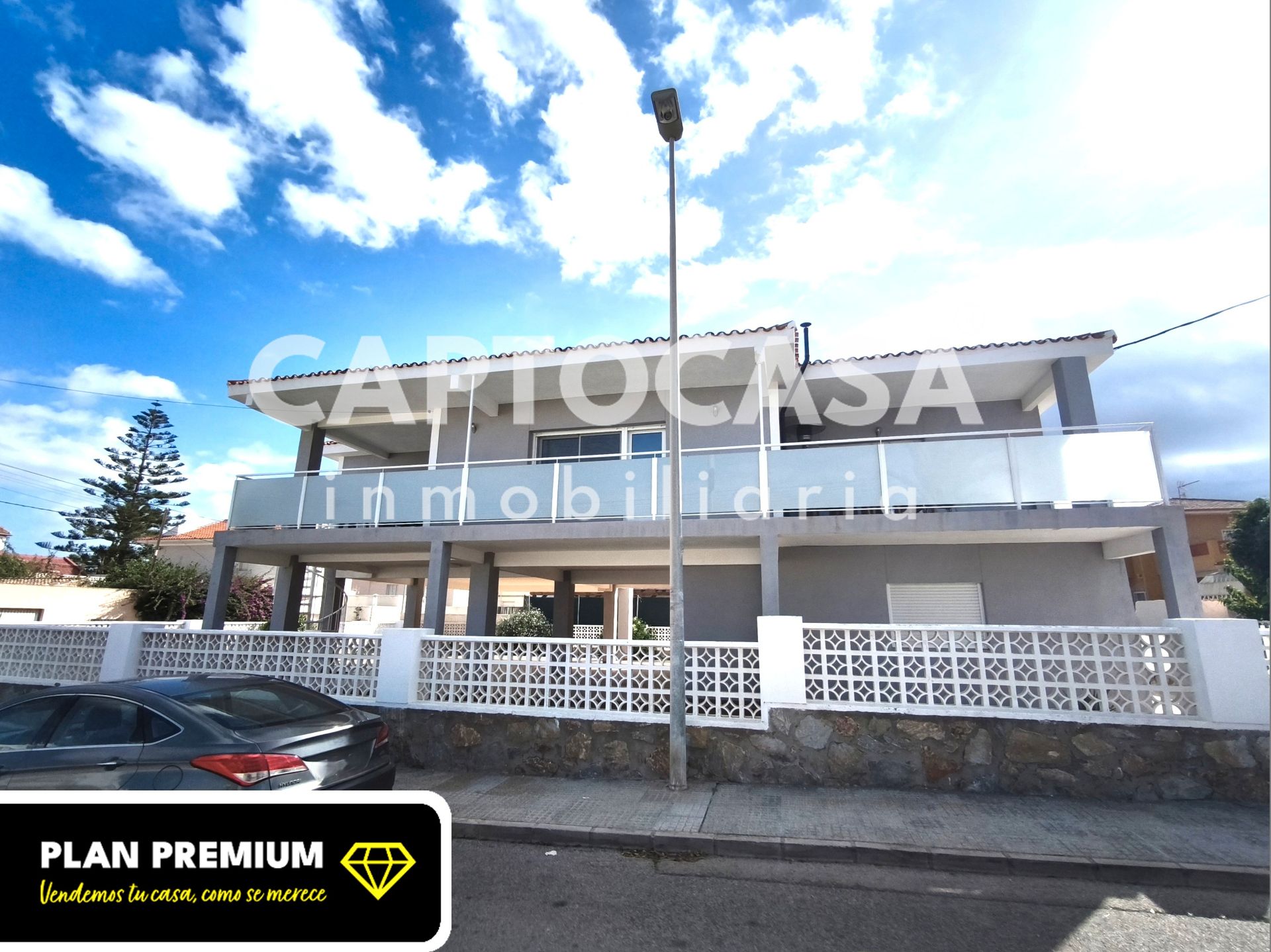 Vista exterior de Casa o xalet en venda en Cartagena amb Terrassa