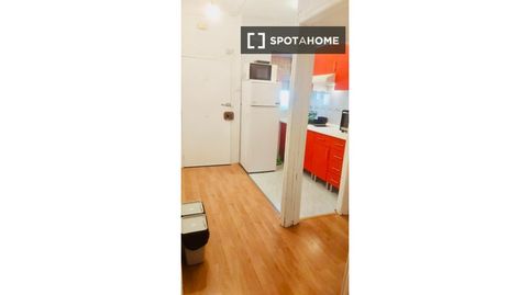 Photo 5 of Room in Castilla, Madrid Capital