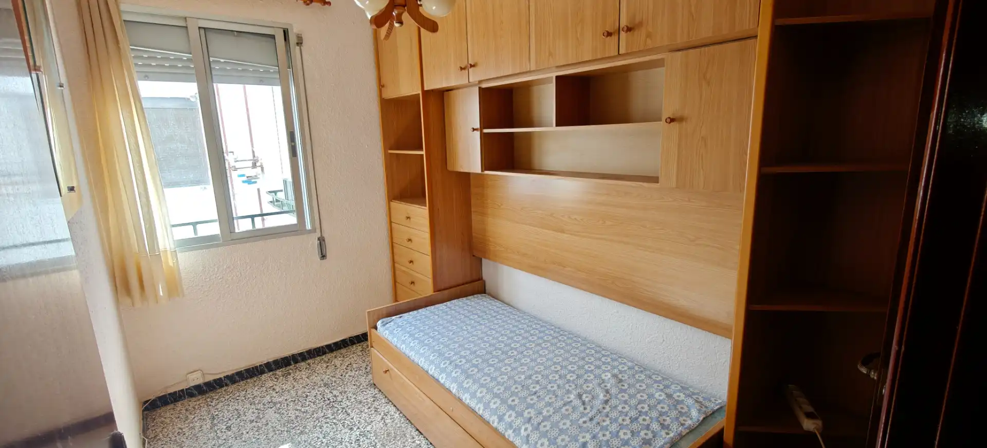 Habitación de Piso en venta en Zaragoza