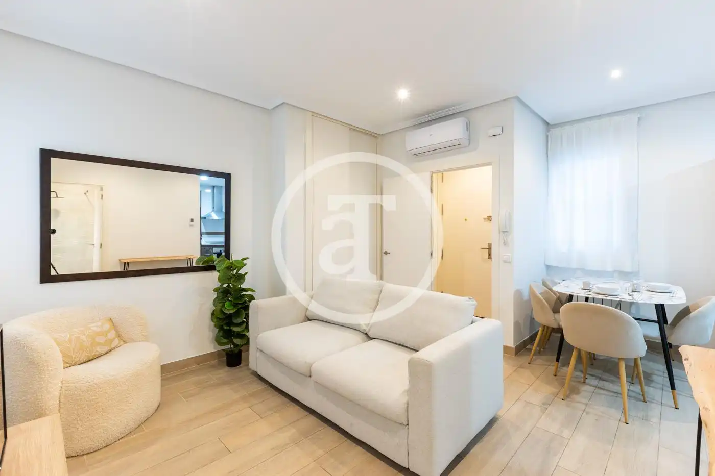 Wohnung mit Aufzug zur Miete in Calle de Montesa, imagen 3