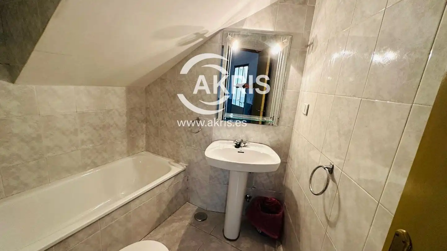 Chalet en venta en Calle Erillas, imagen 8