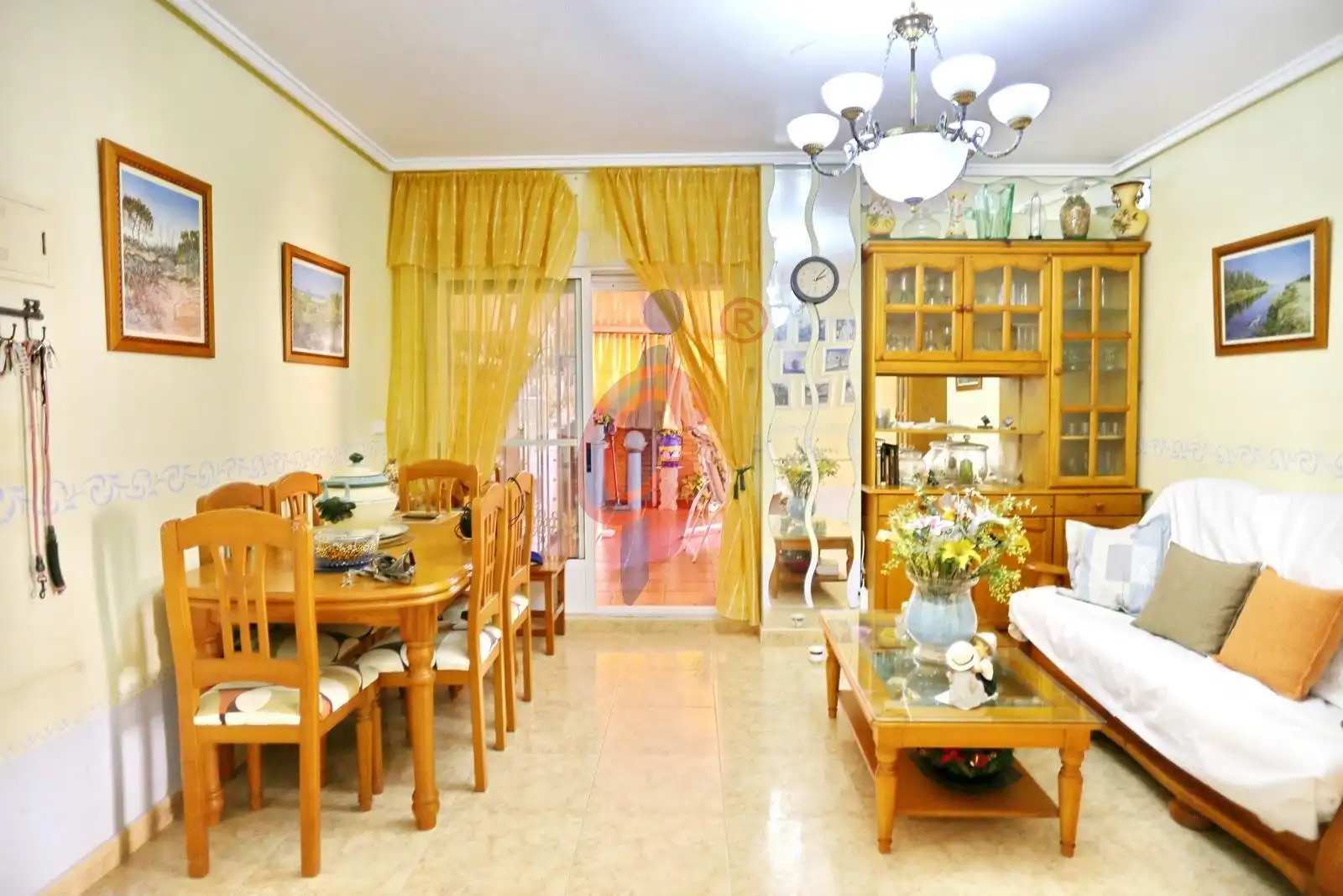 Comedor de Planta baja en venta en Guardamar del Segura con Aire acondicionado, Terraza y Trastero