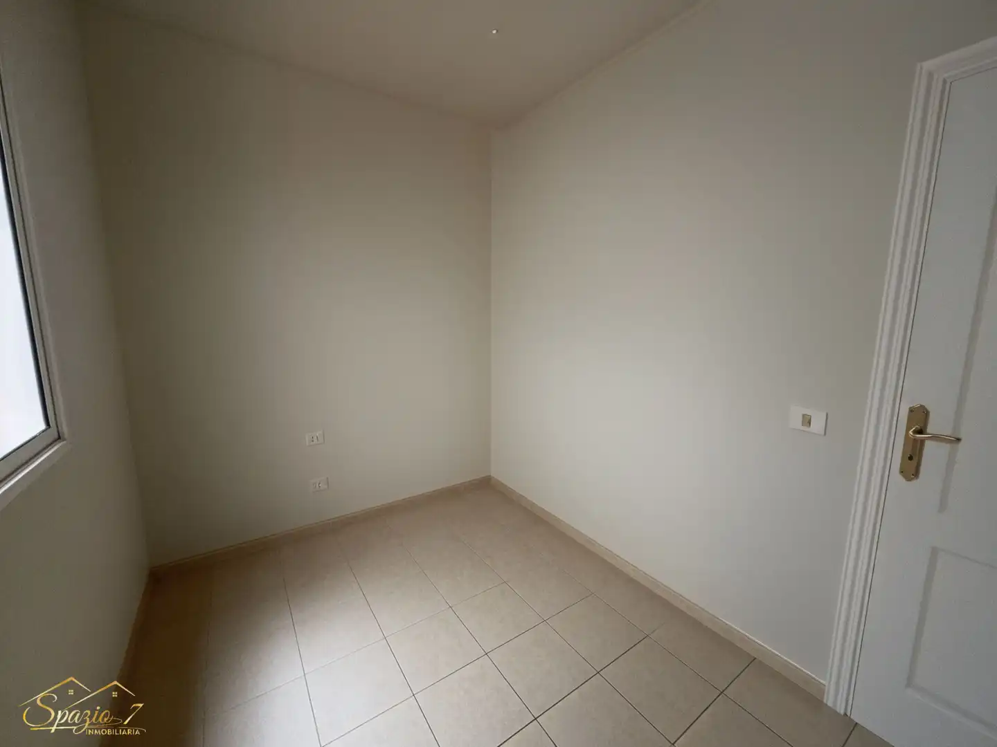 Habitación de Piso en venta en Los Realejos con Balcón y Alarma