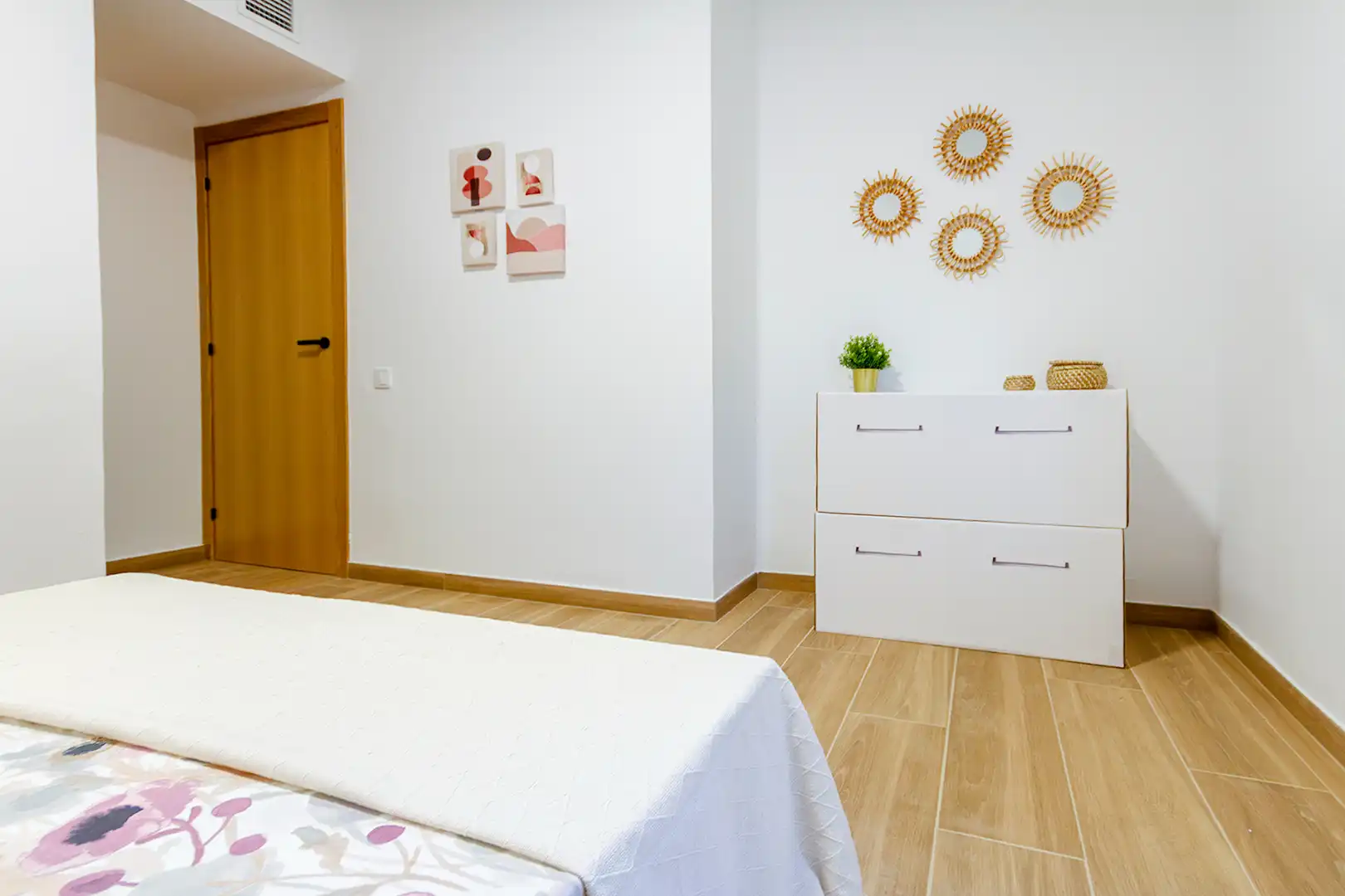 Habitación de Casa o chalet en venta en Castellví de Rosanes con Aire acondicionado, Calefacción y Jardín privado