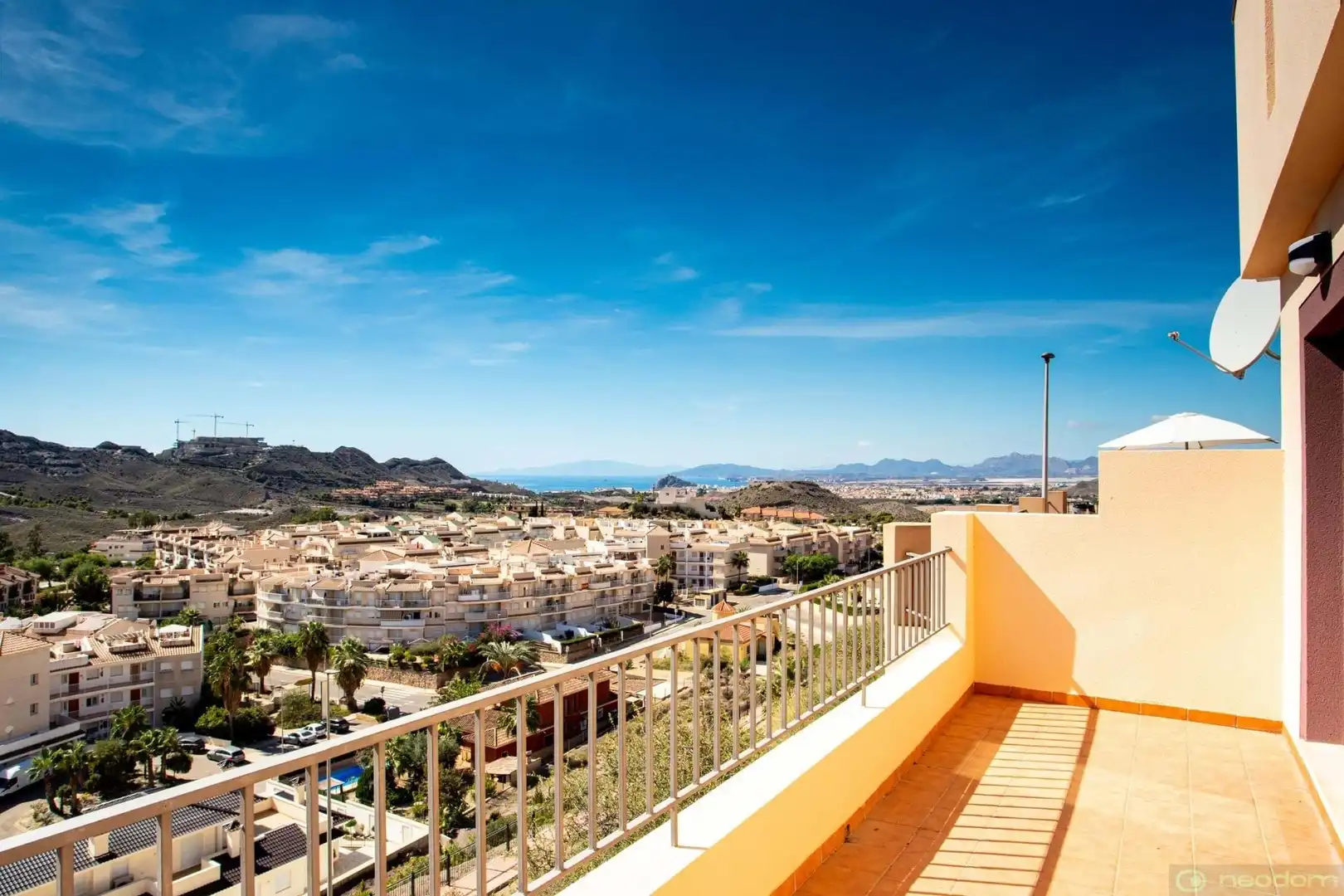 Außenansicht von Wohnung zum Verkauf in Águilas mit Möbliert