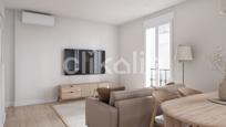 Living room of Flat for sale in  Madrid Capital  with Air Conditioner