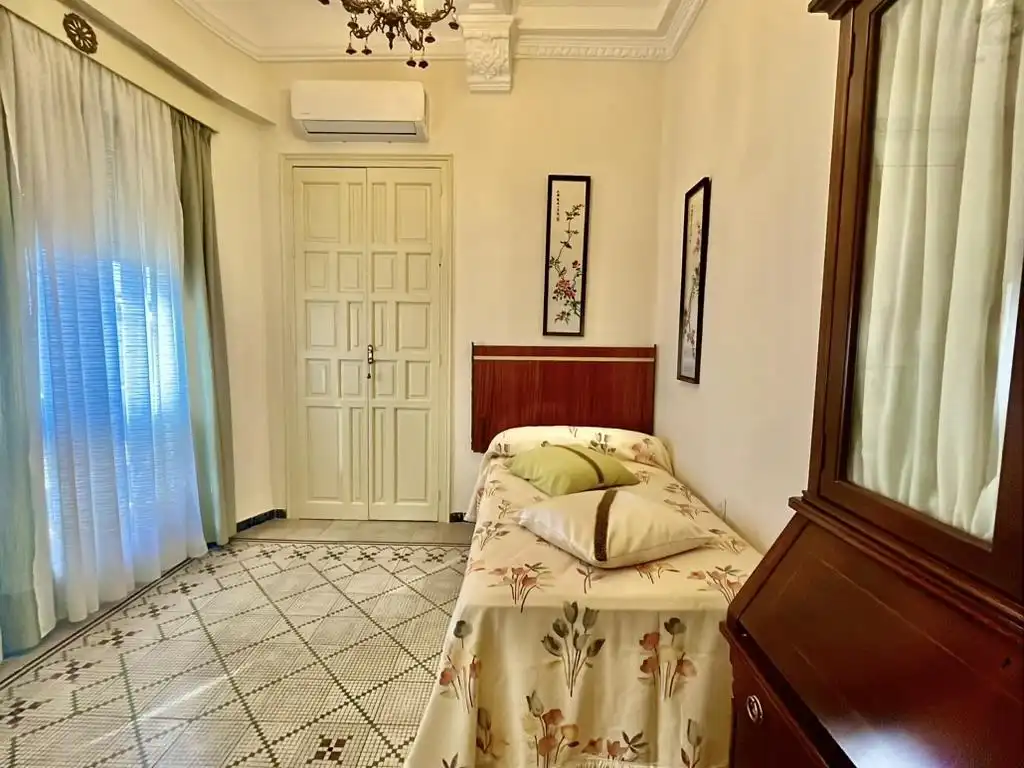 Habitación de Piso de alquiler en Sevilla con Aire acondicionado, Terraza y Amueblado