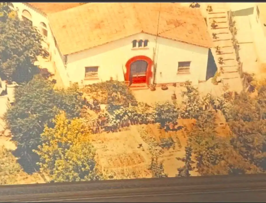 Casa rústica en venda a Torrelles de Llobregat