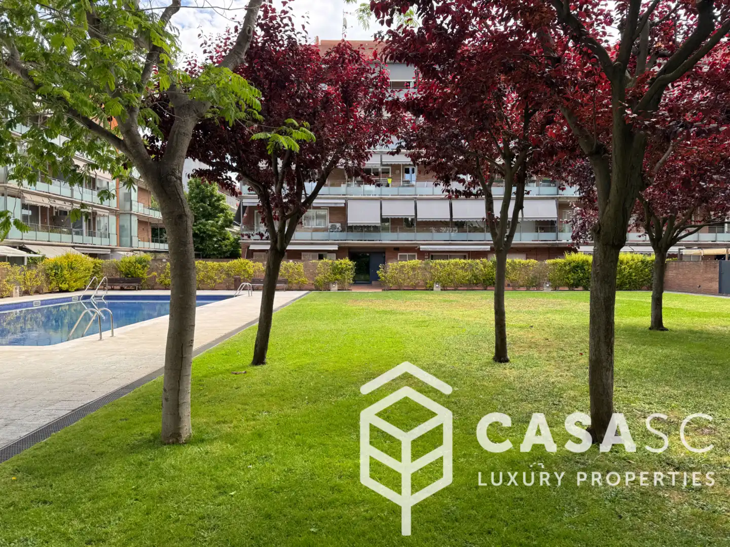 Exterior view of Attic for sale in Sant Cugat del Vallès  with Air Conditioner, Heating and Parquet flooring