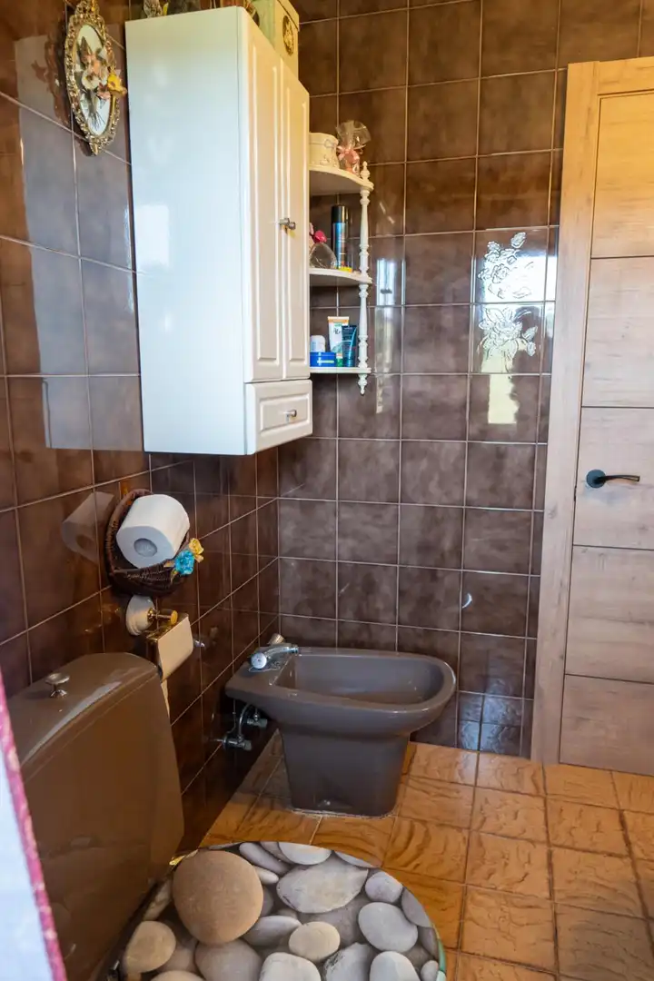 Bany de Casa o xalet en venda en Gijón  amb Calefacció, Jardí privat i Terrassa