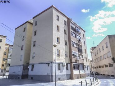 Flat for sale in C/ Cáceres