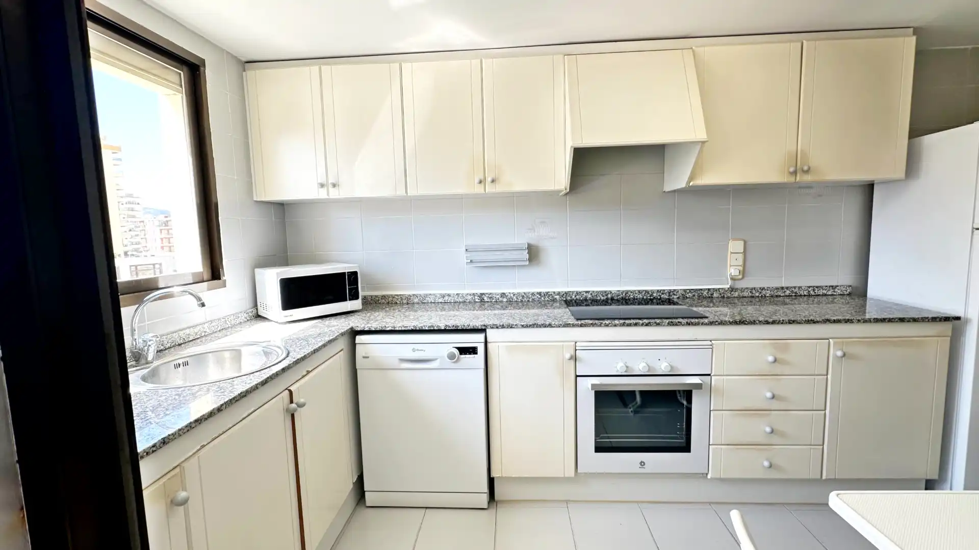 Apartament amb piscina de lloguer a Passeig Marítim de Neptú, imagen 25
