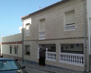 Vista exterior de Casa adosada en venda en Rubite amb Calefacció, Traster i Moblat