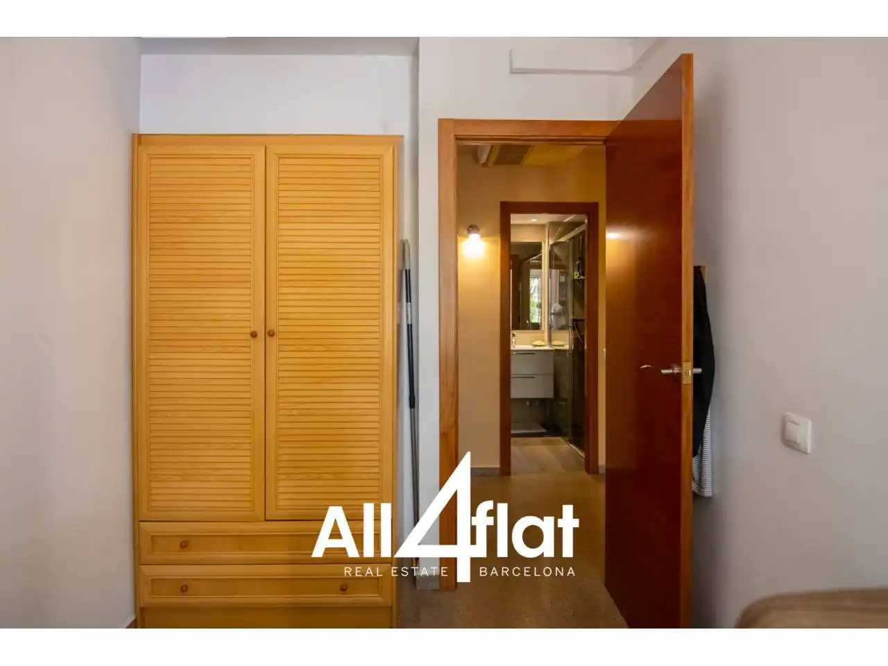 Bedroom of Duplexes for rent in Barcelona  with Air Conditioner, Heating and Terrace