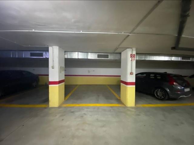 Garaje en Alquiler en Avenida Juan Carlos I, 50 en Juan Carlos I