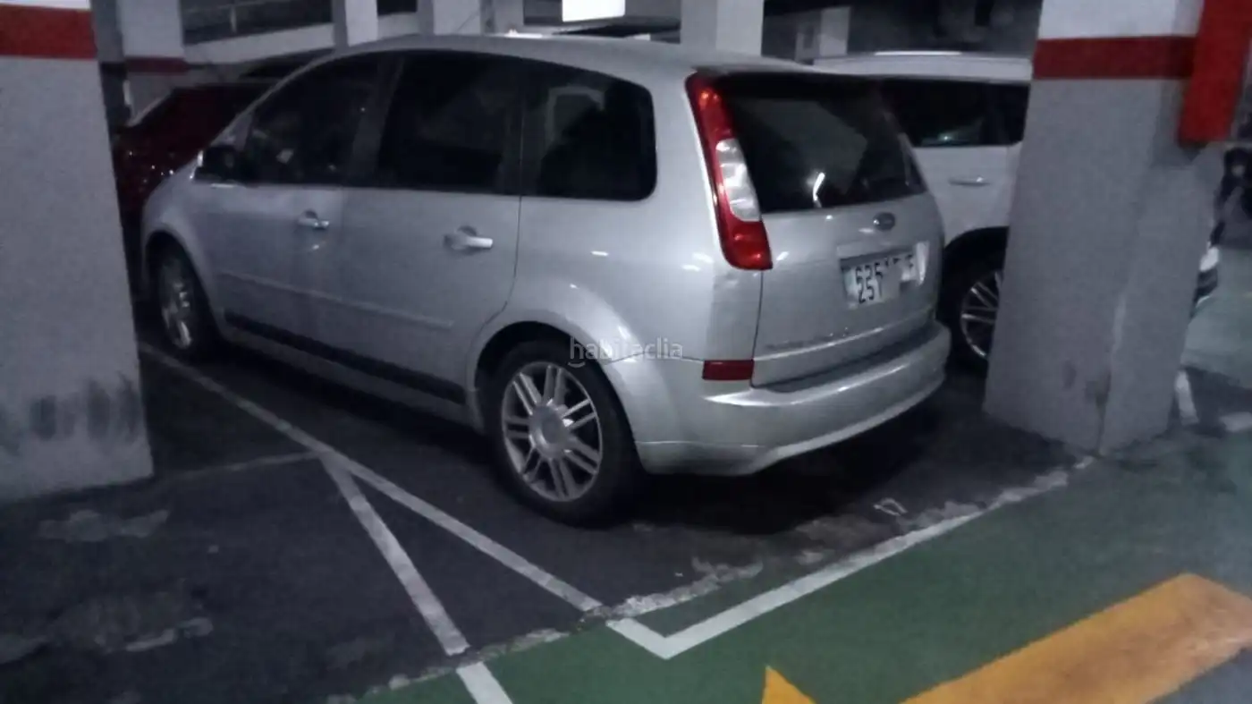 Einzelparkplatz zur Miete in Avenida Princep D'Asturies 5, imagen 2