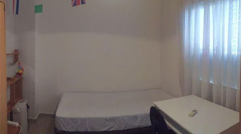 Foto 2 von Wohnung zur Miete in Calle Santa Teresa, Centro - Sagrario, Granada Capital