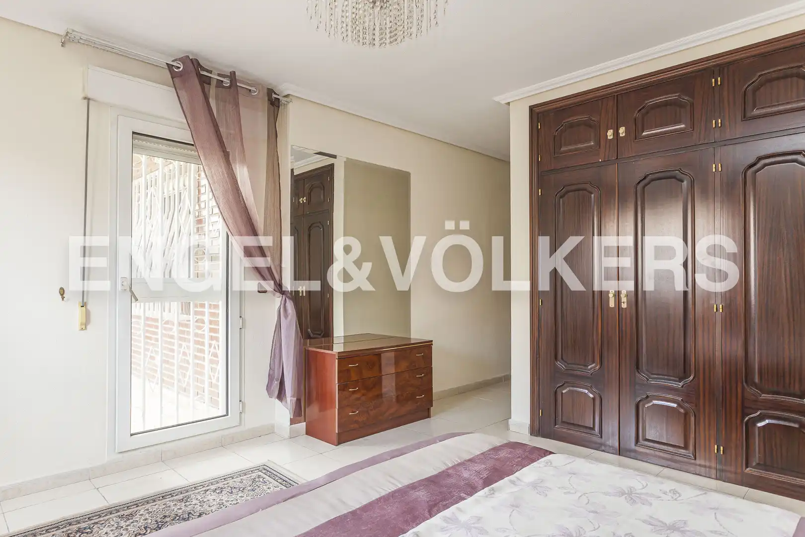 Bedroom of Detached homes for rent in Madrid  with Air Conditioner, Heating and Private garden