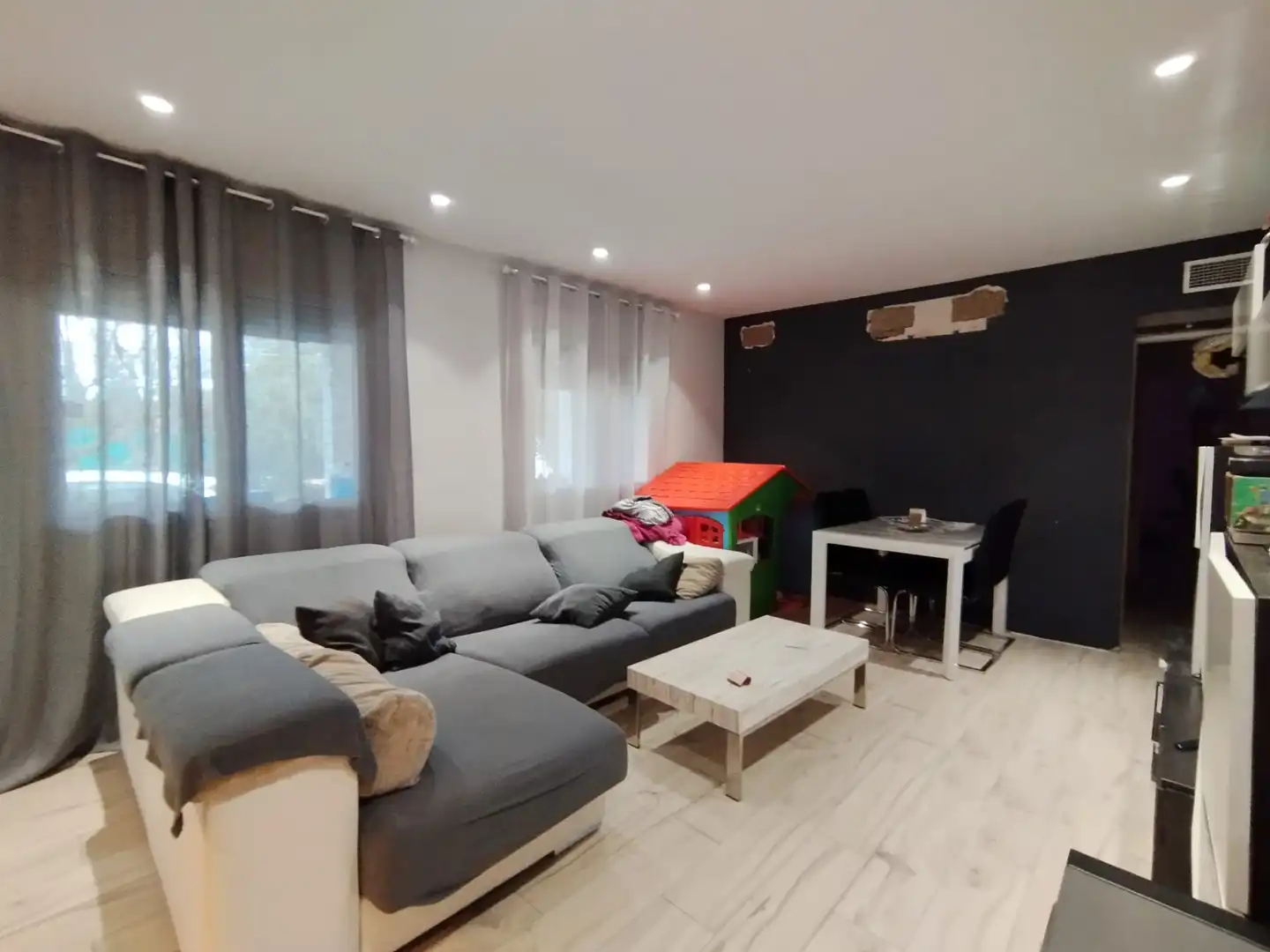 Wohnzimmer von Country house zum Verkauf in Tomelloso mit Schwimmbad und Möbliert