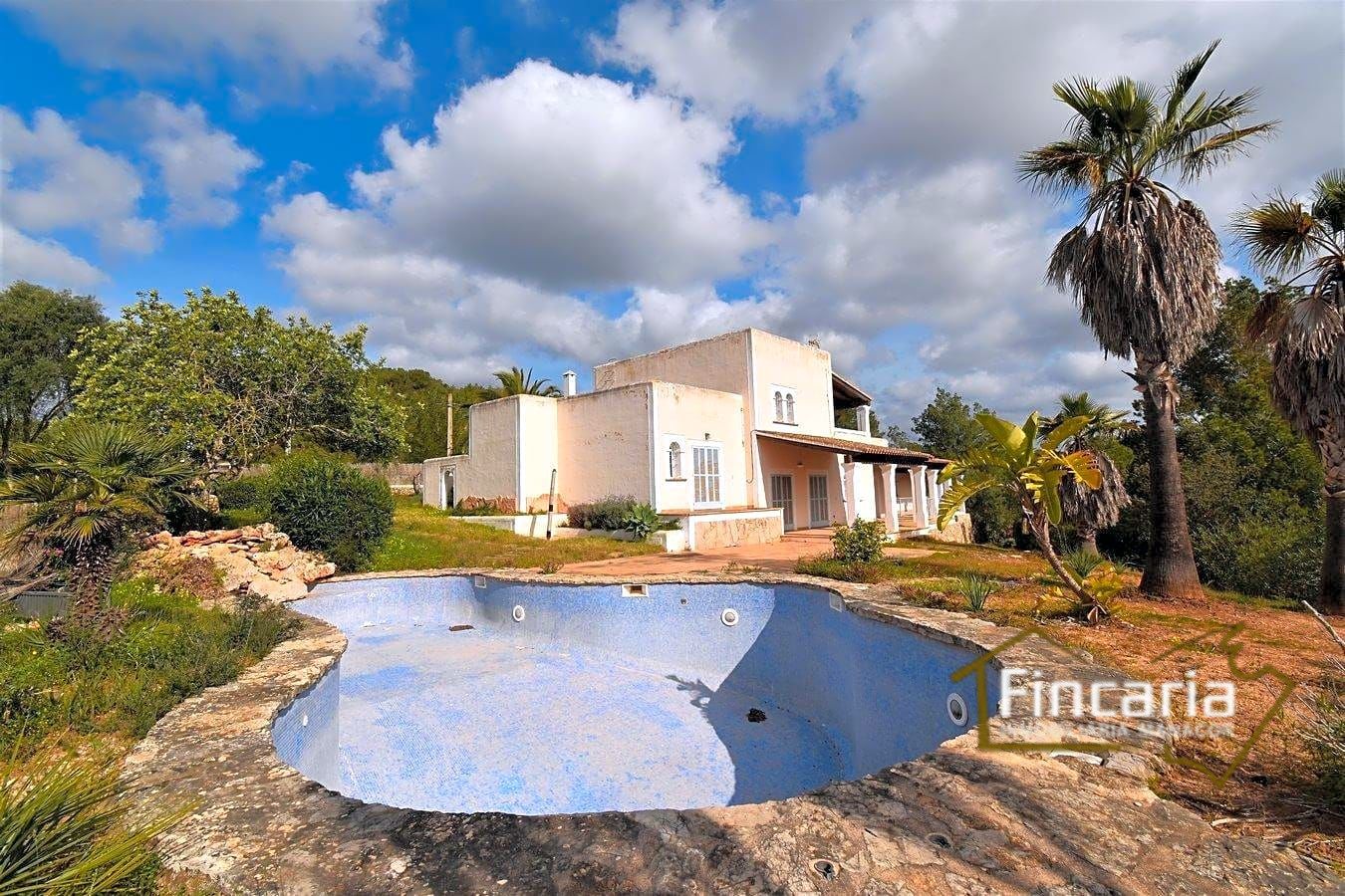 Vista exterior de Finca rústica en venda en Felanitx amb Aire condicionat, Jardí privat i Traster