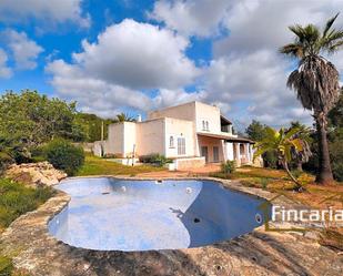 Vista exterior de Finca rústica en venda en Felanitx amb Aire condicionat, Piscina i Balcó