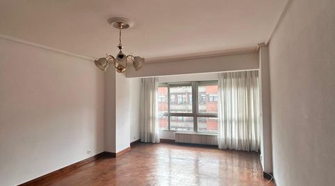 Foto 2 de Piso en venta en Saratsate Musikariaren Kalea, San Pedro de Deusto - La Ribera, Bilbao