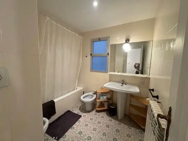 Badezimmer von Wohnung zur Miete in Alcoy / Alcoi mit Klimaanlage, Heizung und Terrasse
