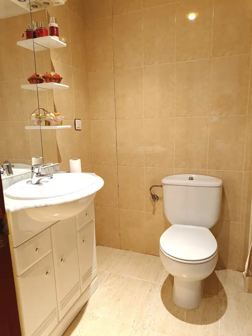 Bathroom of Flat for sale in Guardo  with Heating and Storage room