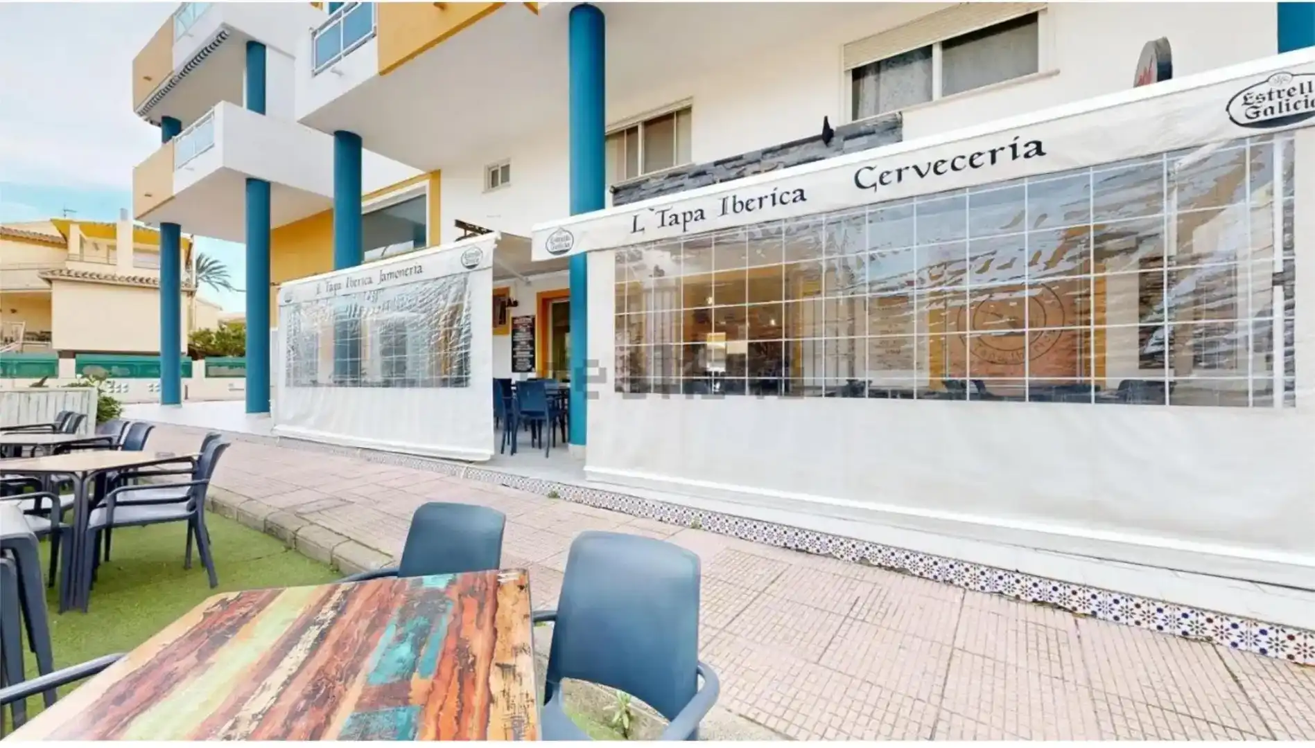 Commercial properties for rent in Oliva  with Air Conditioner