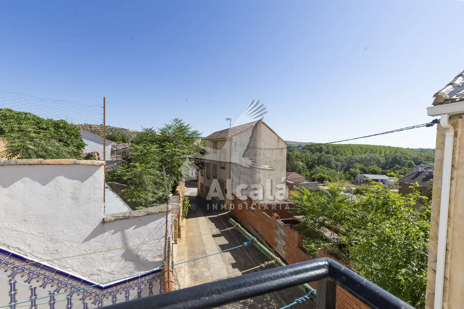 Vista exterior de Casa o xalet en venda en Espinosa de Henares amb Terrassa