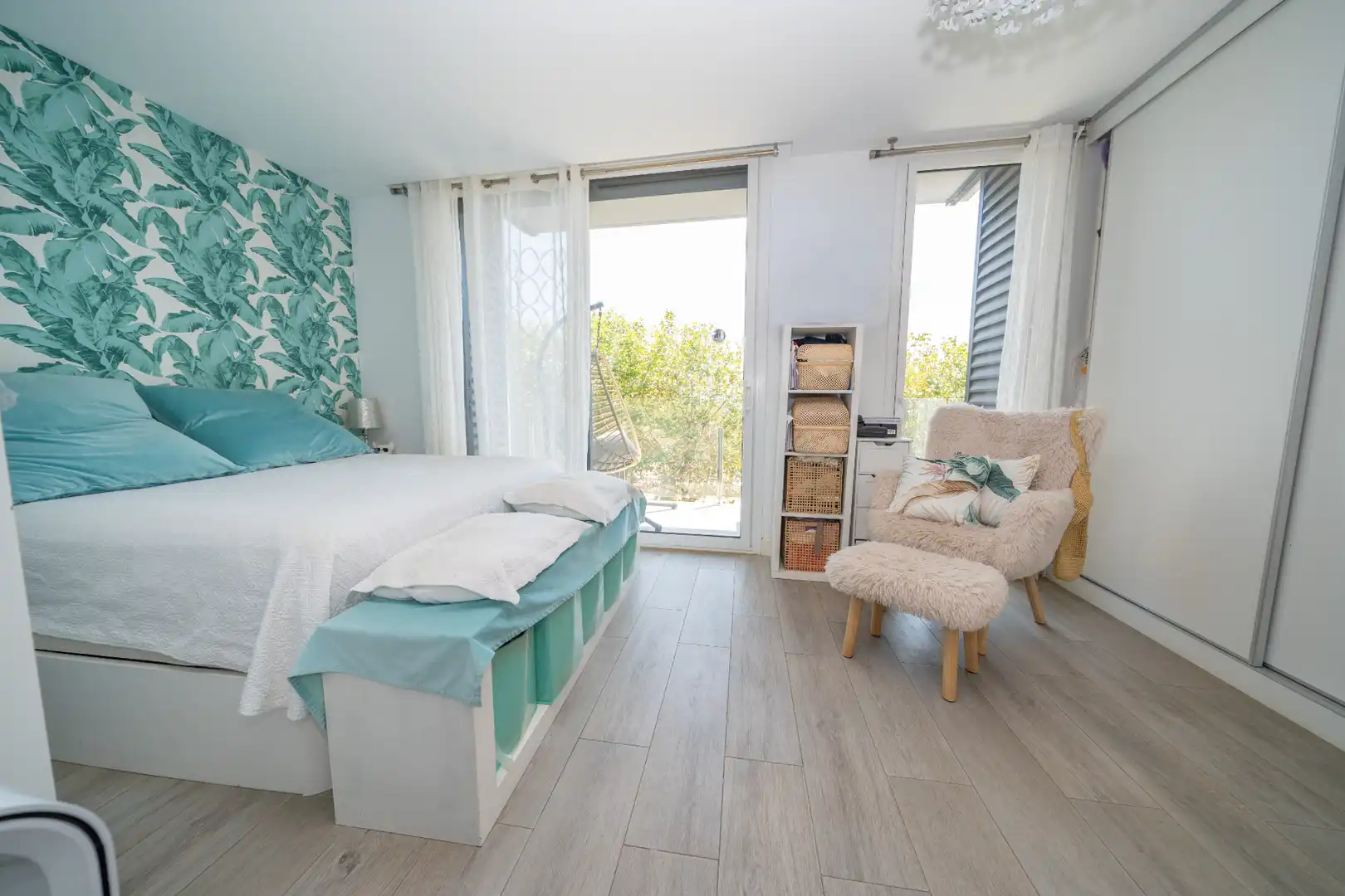 Schlafzimmer von Dachboden zum Verkauf in Calella mit Klimaanlage, Terrasse und Schwimmbad