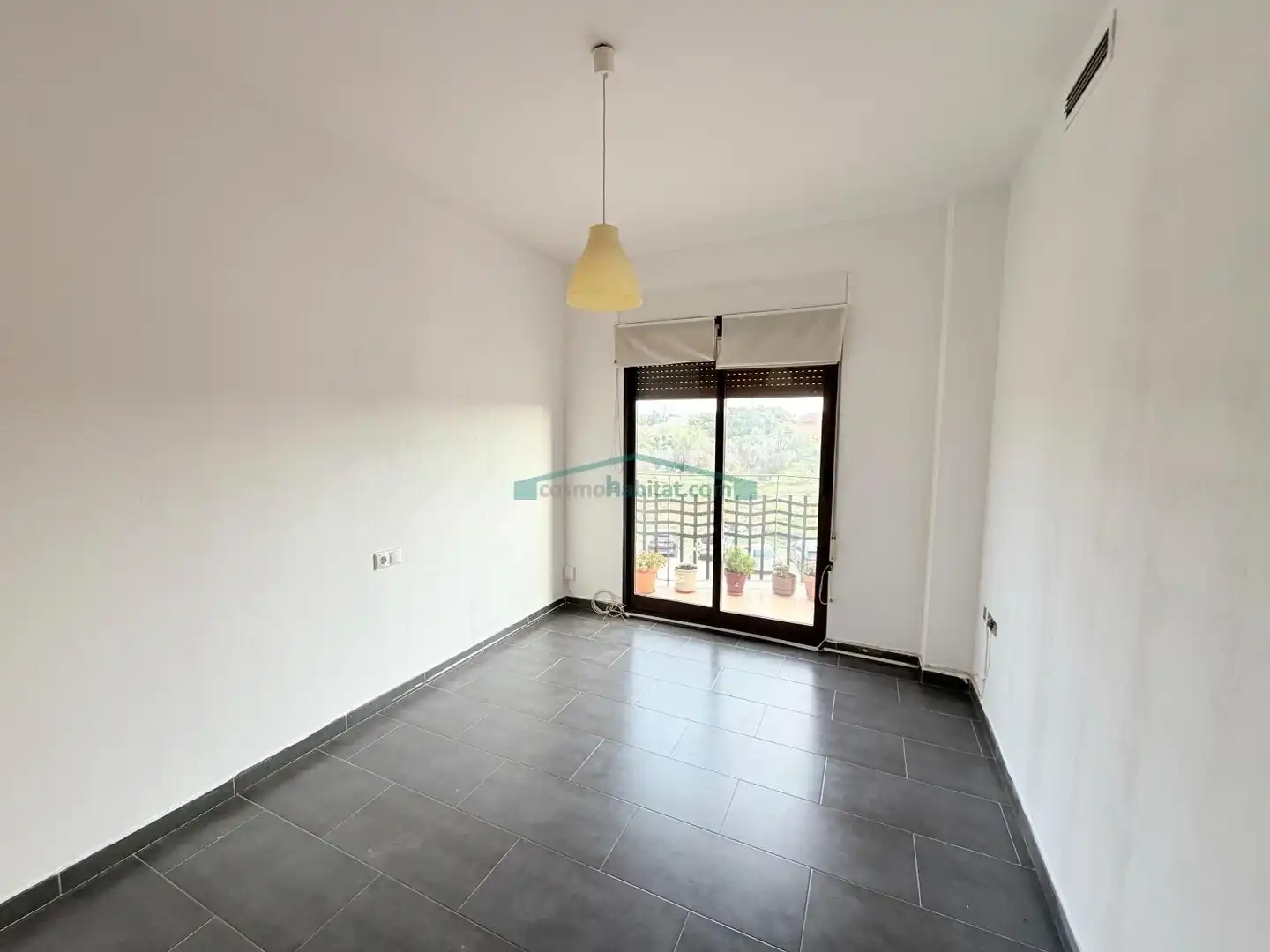 Habitación de Piso en venta en L'Eliana con Calefacción y Balcón