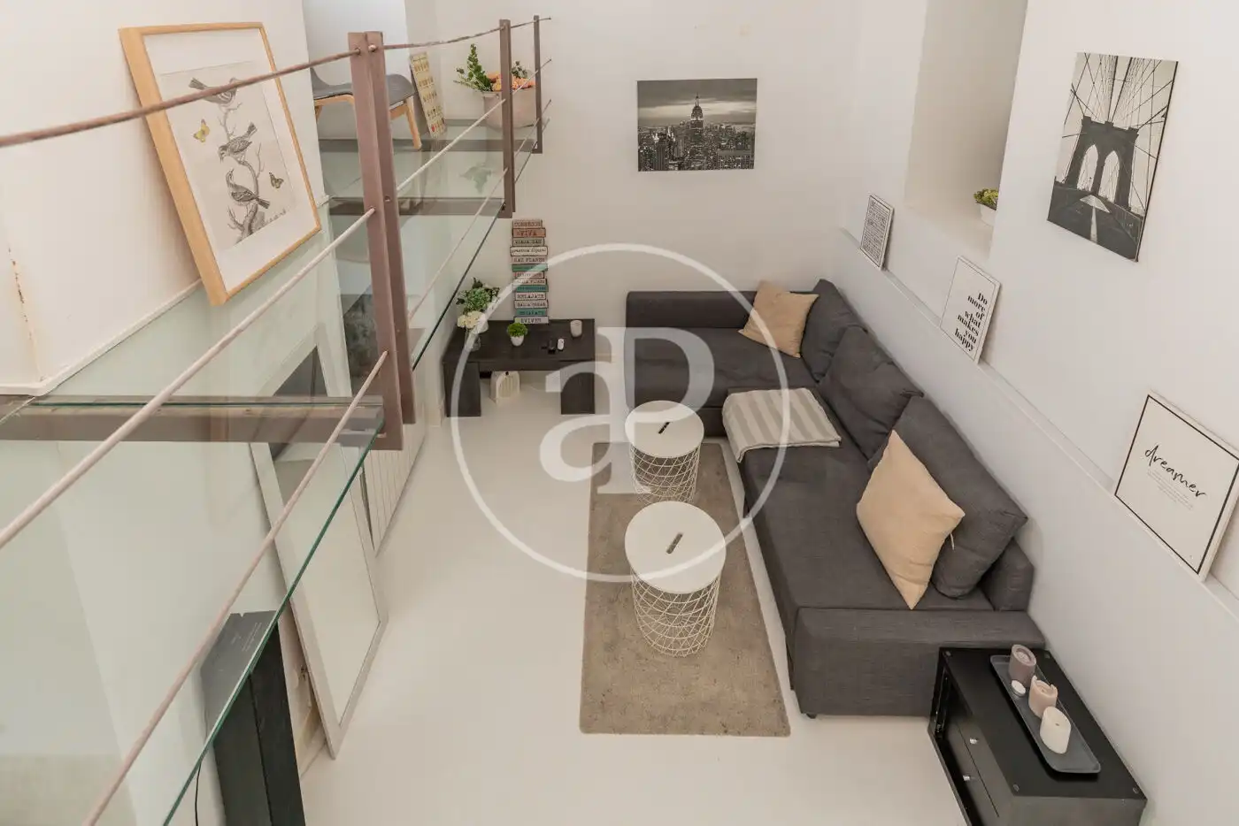 Sala d'estar de Pis en venda en Madrid amb Calefacció, Terrassa i Moblat