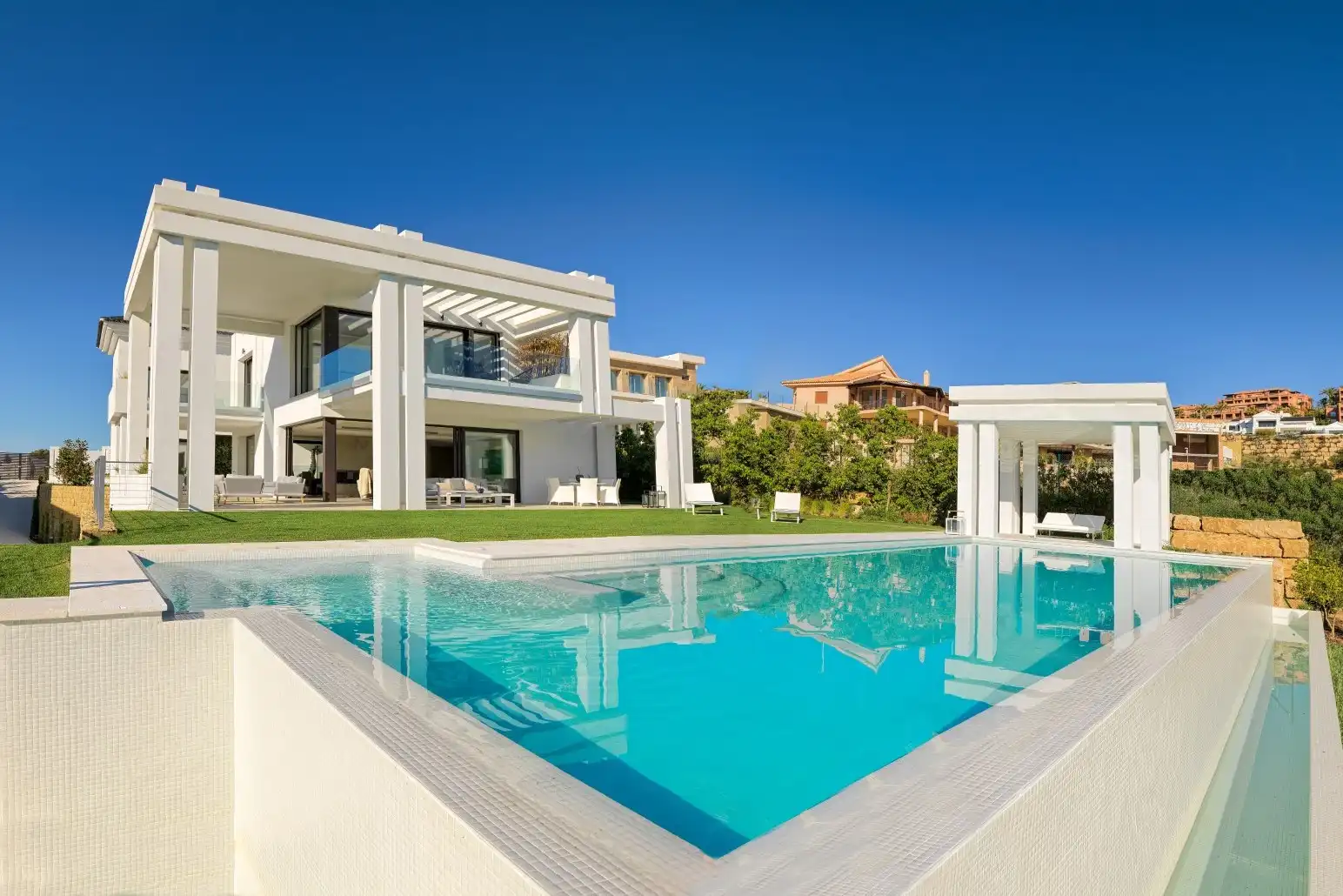 Casa amb piscina en venda a Los Flamingos