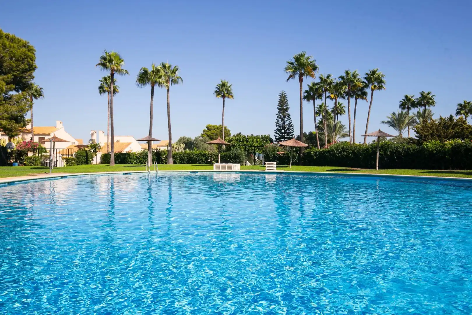 Casa a schiera con piscina in affitto a Avenida Avenida Escandinàvia 63, imagen 21