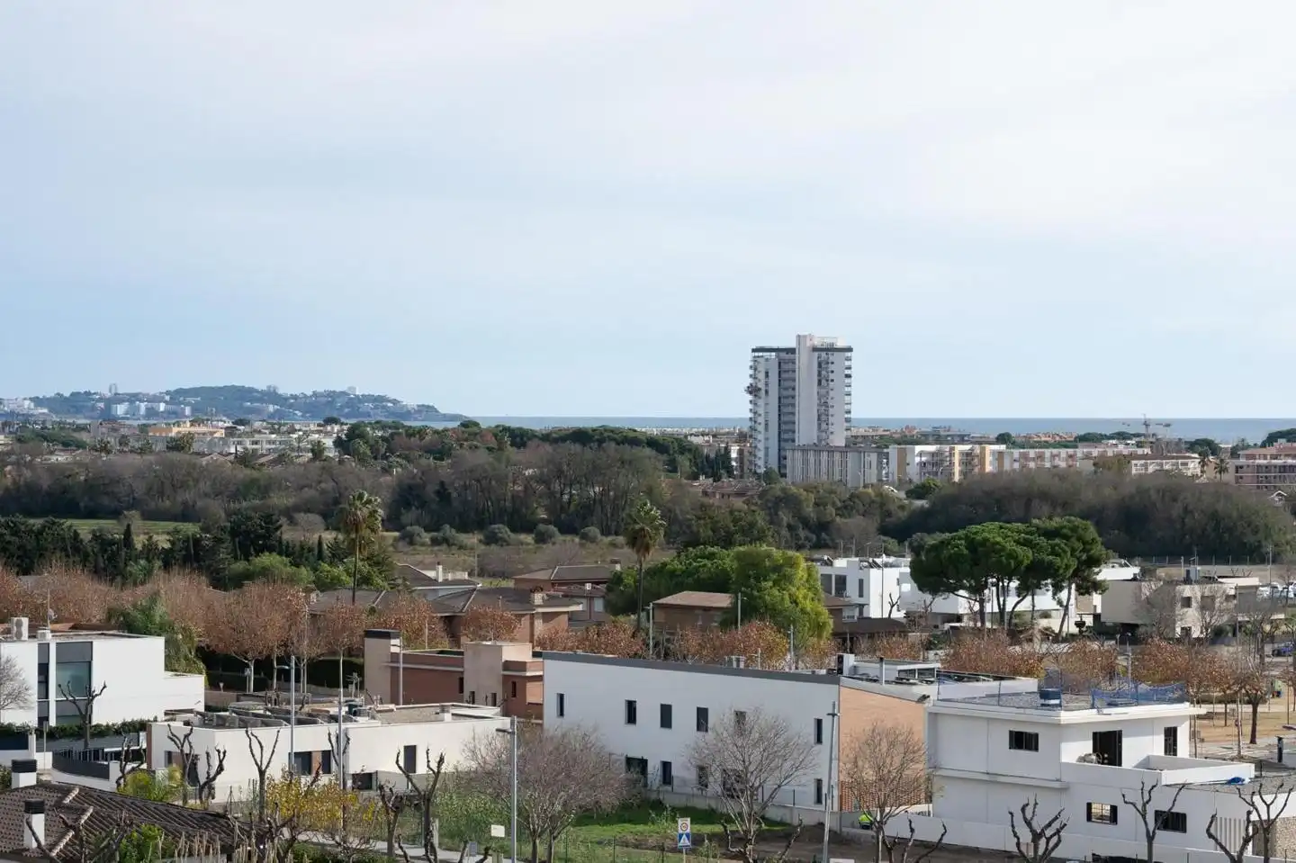 Vista exterior de Piso en venta en Cambrils con Terraza, Amueblado y Piscina comunitaria