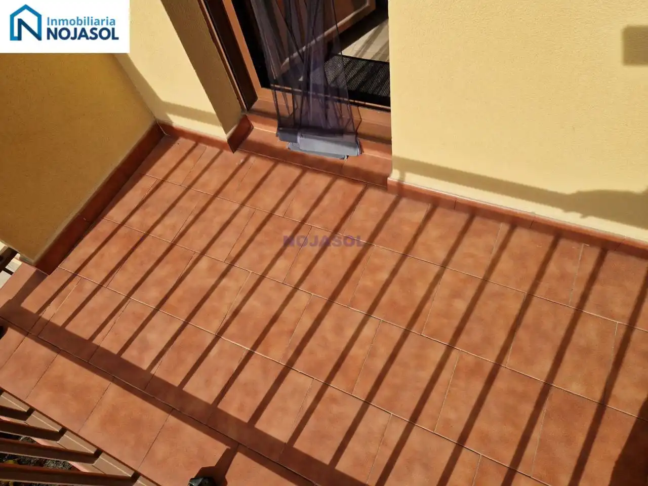 Apartment with balcony for sale in Calle trengandin, imagen 3