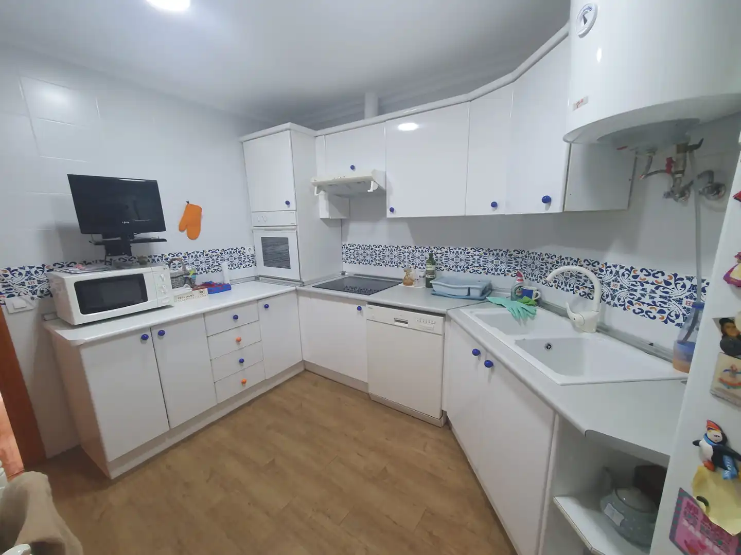 Cuina de Pis en venda en Puertollano amb Calefacció, Parquet i Moblat