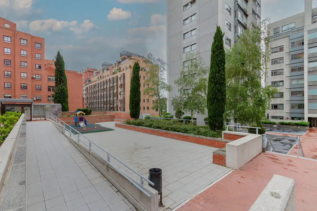 Terrace of Flat for sale in Madrid  with Storage room and Swimming Pool