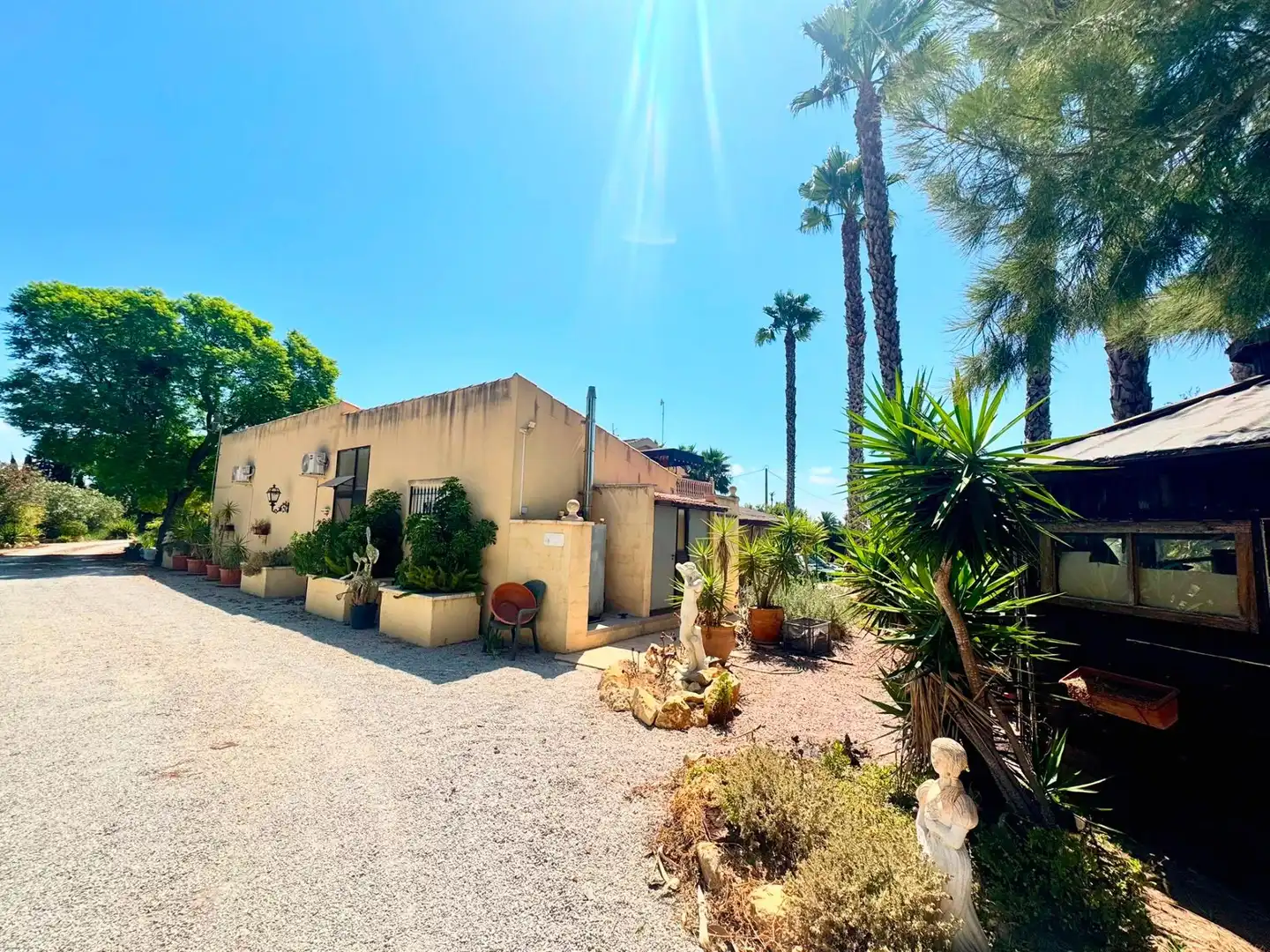 Vista exterior de Casa o xalet en venda en Elche / Elx amb Aire condicionat, Jardí privat i Terrassa