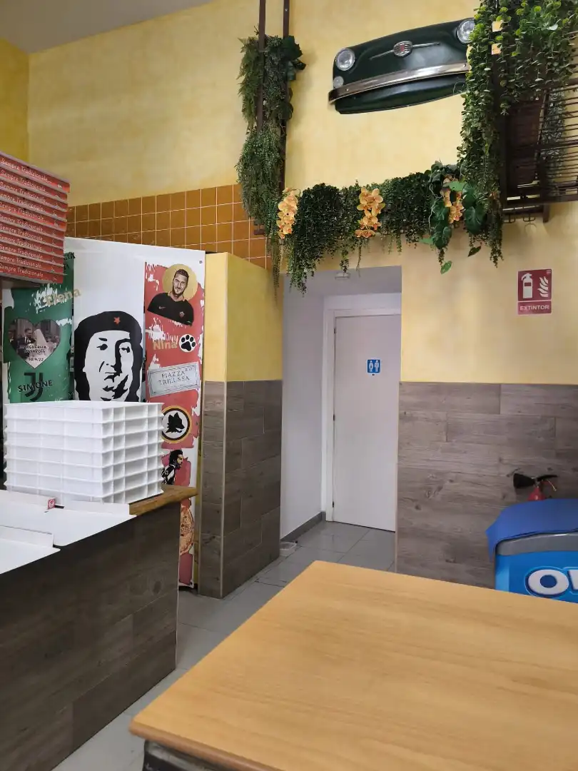 Local comercial en traspàs a Avenida Ramón y Cajal, imagen 7