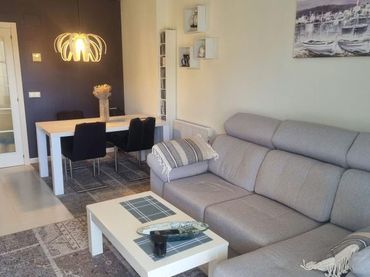 Appartamento con piscina in vendita a Calle Suiza