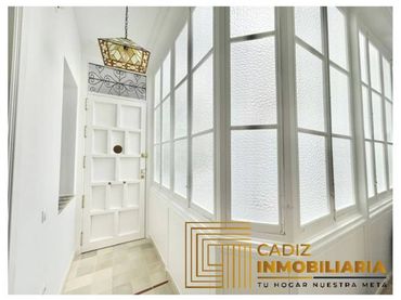 Piso con balcón en venta en Alameda - Mentidero - Teatro Falla