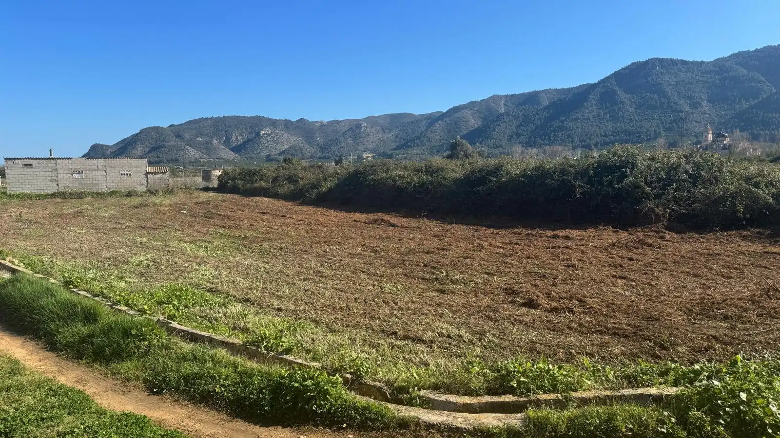 Finca rústica en venta en Simat de la Valldigna