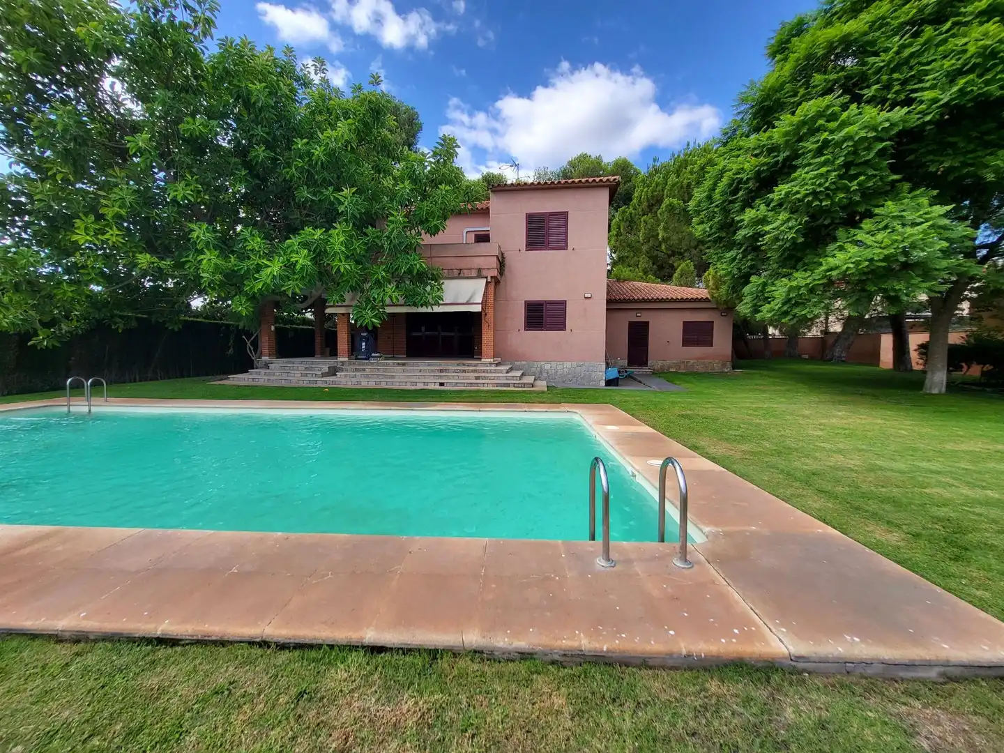 Piscina de Casa o xalet en venda en La Pobla de Vallbona amb Aire condicionat, Calefacció i Piscina