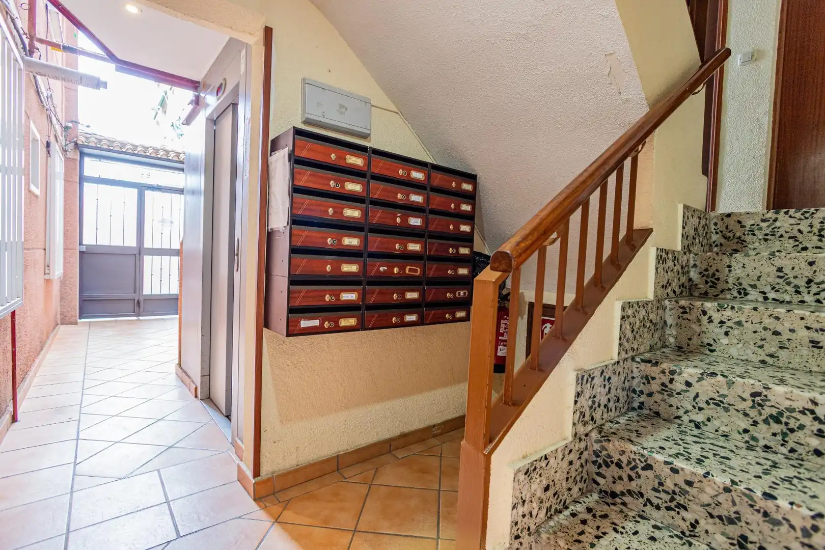 Ground floor for sale in Madrid  with Heating and Furnished