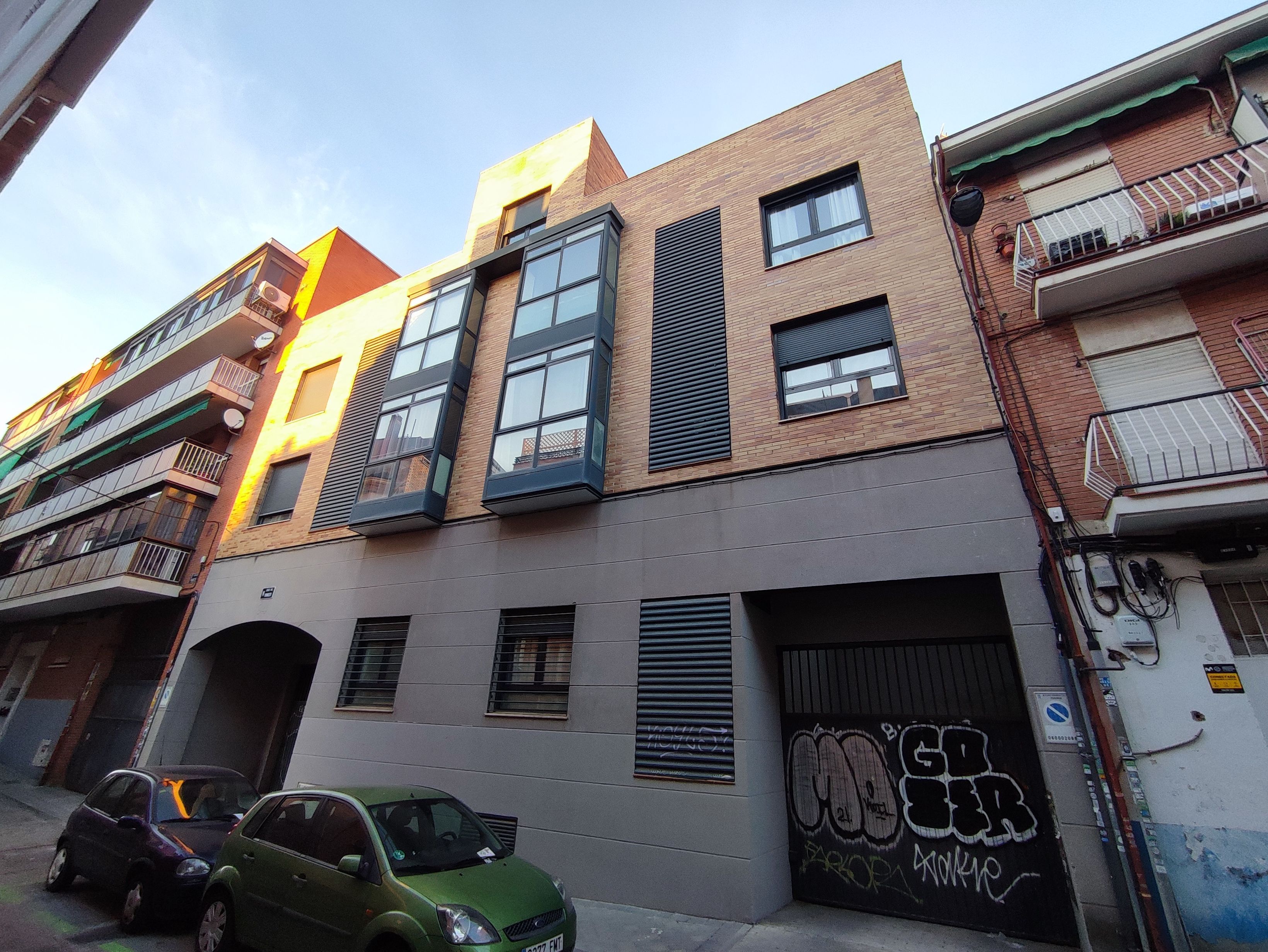 Exterior view of Garage for sale in  Madrid Capital